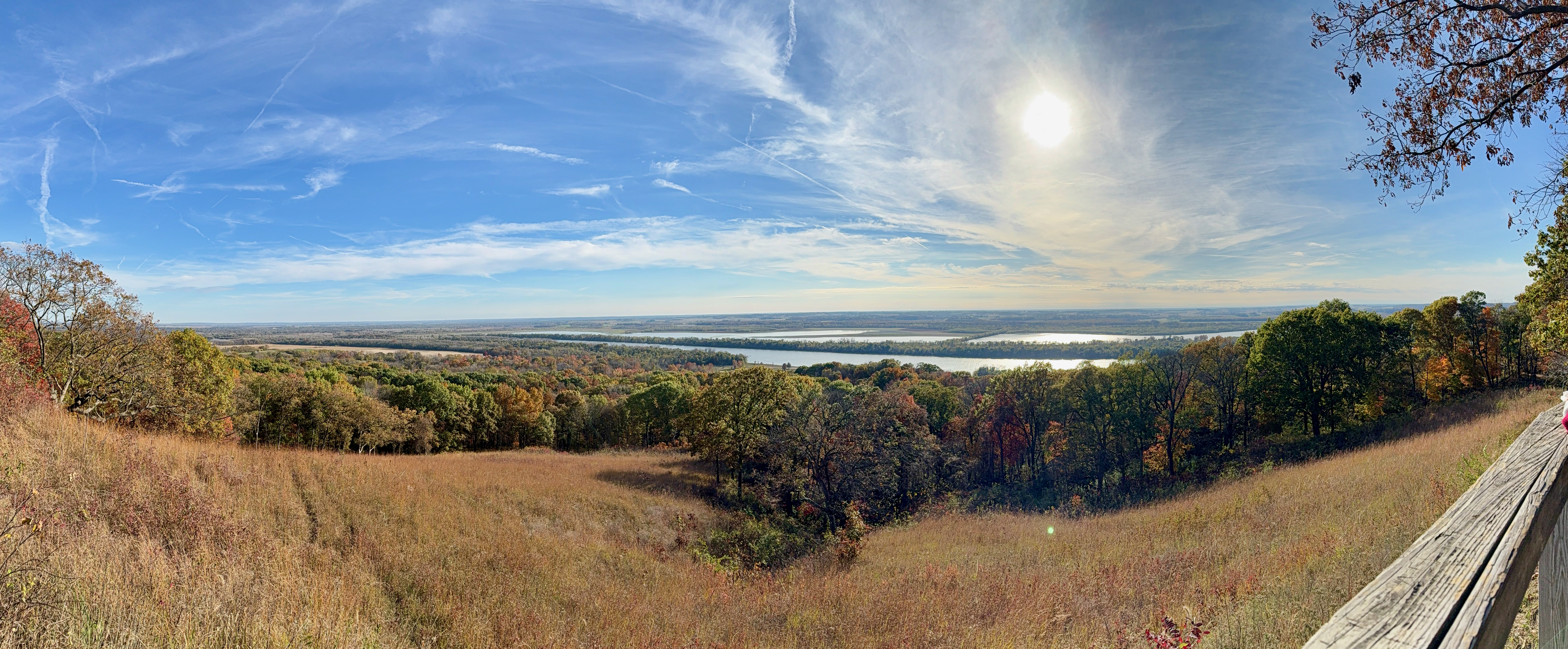 The Southern horizon seen from the Pere Marquette Twin Shelter. Fall colors and the Illinois River are visible in the distance.